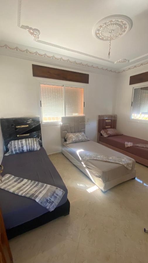 Big Appartement In Ksar Sgher And Close 크사르 에스 스기르 외부 사진